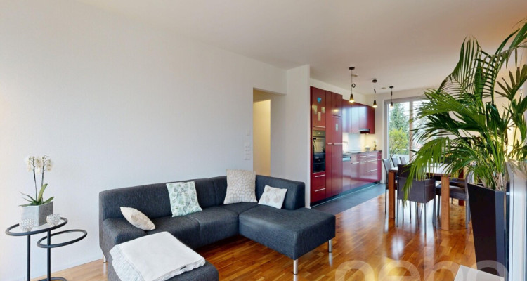 Helle 3.5-Zimmer-Wohnung mit Minergie-Standard in Wädenswil image 3