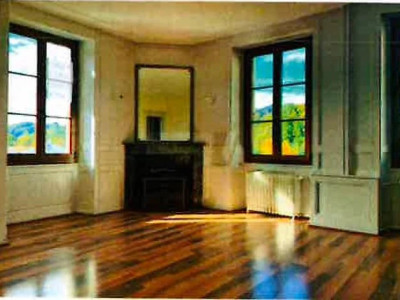 Appartement duplex 6p dans une jolie maison, 2200fr à Moudon image 1