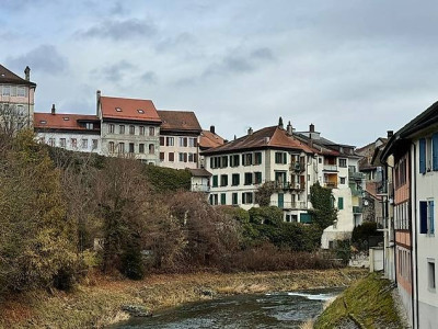 Appartement duplex 6p dans une jolie maison, 2200fr à Moudon image 5