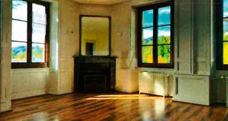 Appartement duplex 6p dans une jolie maison, 2200fr à Moudon image 1