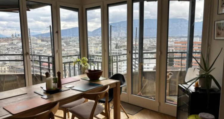 Bel appartement lumineux, 6 pièces Quai du Seujet Genève image 3