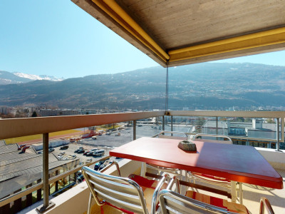 Duplex surplombant la ville de Sion! image 11