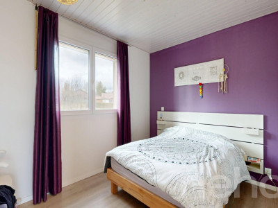 Maison lumineuse de 4 chambres avec jardin et garage fermé image 9