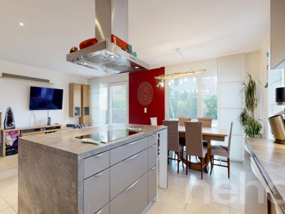 Maison lumineuse de 4 chambres avec jardin et garage fermé image 10