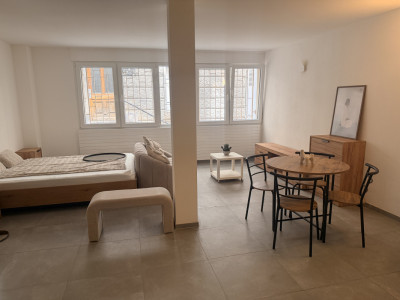 Bright Furnished 1.5-Room Apartment – Central Montreux – Flexible Lease – CHF 1, image 1