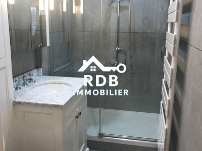 Appartement en duplex rénové de 5 pièces situé à Collex 1239 image 12