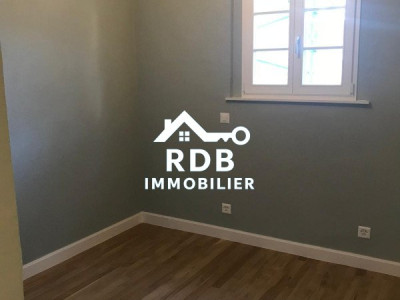 Appartement en duplex rénové de 5 pièces situé à Collex 1239 image 9