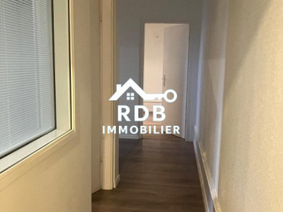 À louer – Bureau de 3 pièces de 70 m² – Genève centre image 7