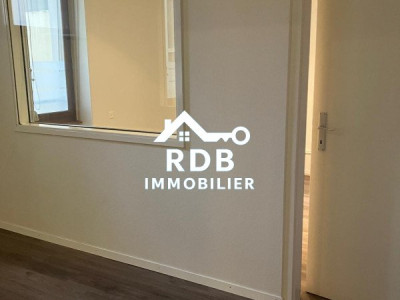 À louer – Bureau de 3 pièces de 70 m² – Genève centre image 8