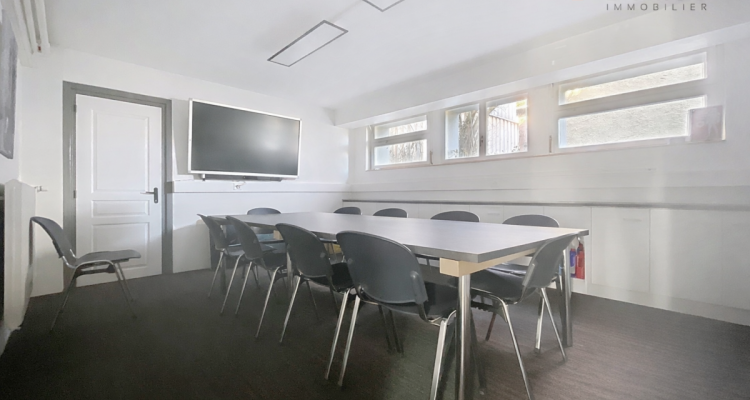 Surface commerciale / bureaux 115 m² image 9