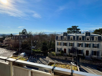 Studio Meublé situé a Champel image 3