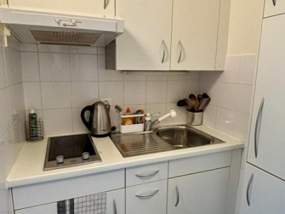 Studio Meublé situé a Champel image 4