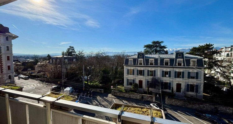 Studio Meublé situé a Champel image 3