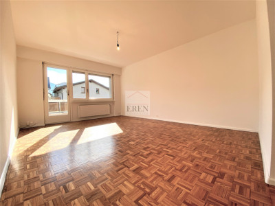 Charmant appartement 3,5p avec garage-box à 2 pas du centre ville de Sierre image 1