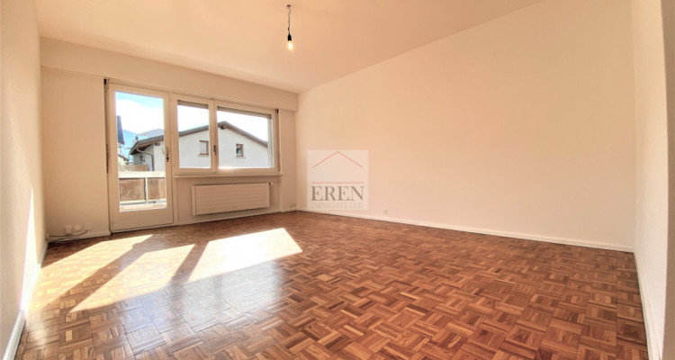 Charmant appartement 3,5p avec garage-box à 2 pas du centre ville de Sierre image 1