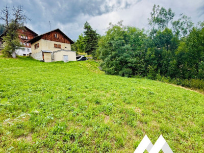 PARCELLE PLATE ÉQUIPÉE DE 786 M2, VEX ! image 2