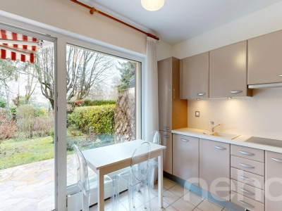 superbe duplex avec jardin privatif au c?ur dun quartier familial image 5