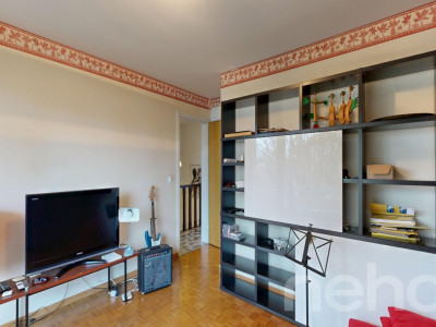 superbe duplex avec jardin privatif au c?ur dun quartier familial image 9