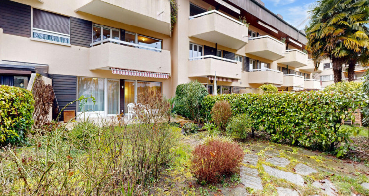 superbe duplex avec jardin privatif au c?ur dun quartier familial image 2