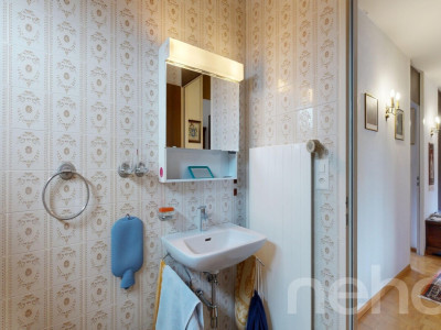 Appartement 4.5 pièces plein sud avec vue dominante et cadre verdoyant image 7