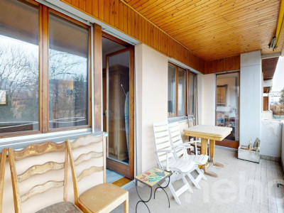 Appartement 4.5 pièces plein sud avec vue dominante et cadre verdoyant image 10