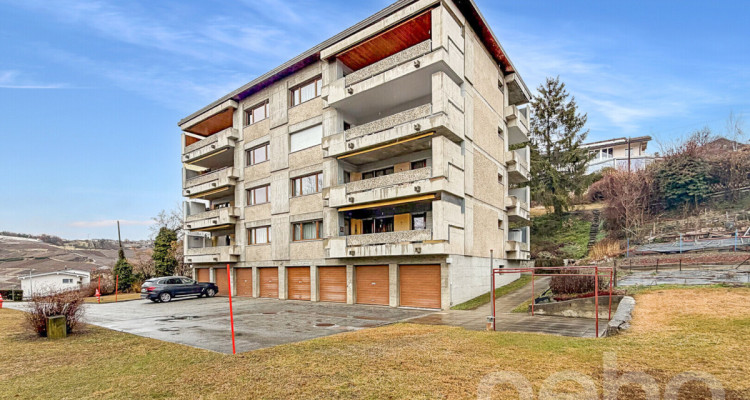 Appartement 4.5 pièces plein sud avec vue dominante et cadre verdoyant image 10