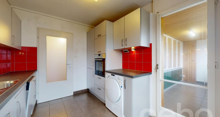 Superbe appartement lumineux avec vue dégagée et emplacement idéal image 2