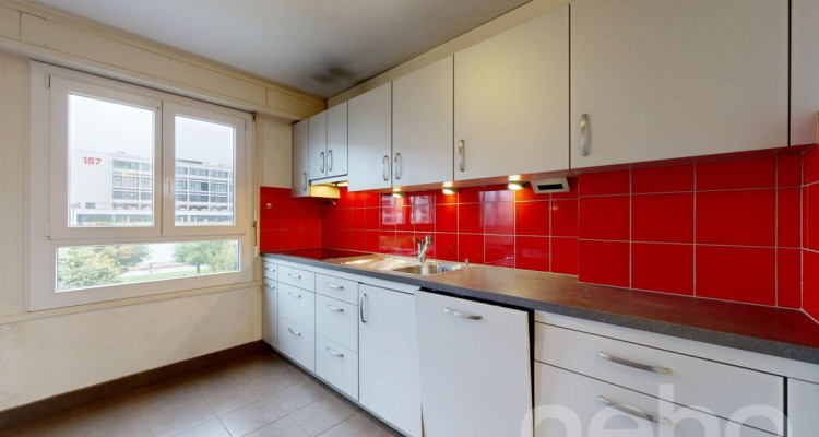 Superbe appartement lumineux avec vue dégagée et emplacement idéal image 3