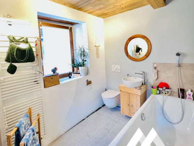 MAGNIFIQUE DUPLEX RÉNOVÉ DE 3.5 PCS, MASE ( MONT-NOBLE ) image 5