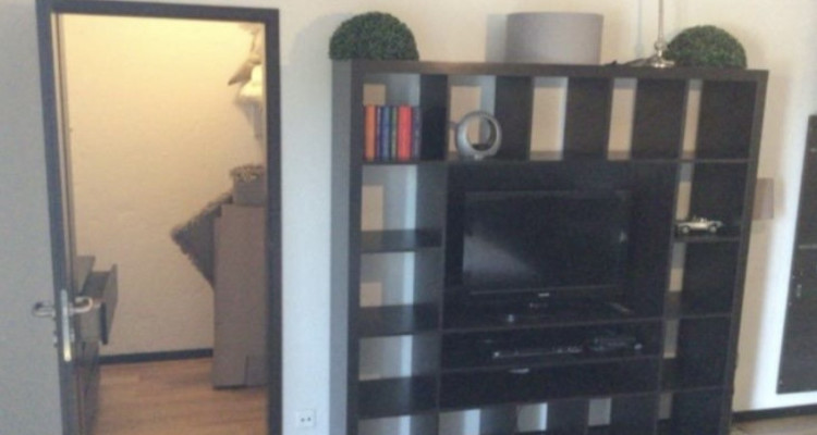 Studio Meublé situé a Cointrin. image 4