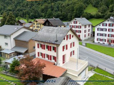 Grosses, kernsaniertes Haus - einmalige Preisleistung image 2