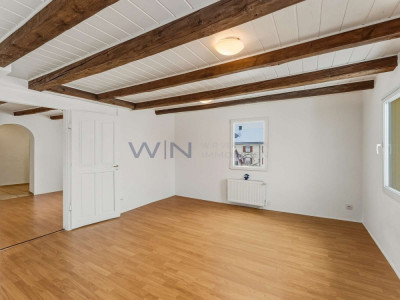 Grosses, kernsaniertes Haus - einmalige Preisleistung image 8