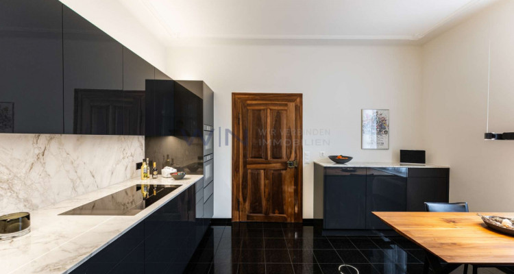 Belle Époque Grande Piece image 9