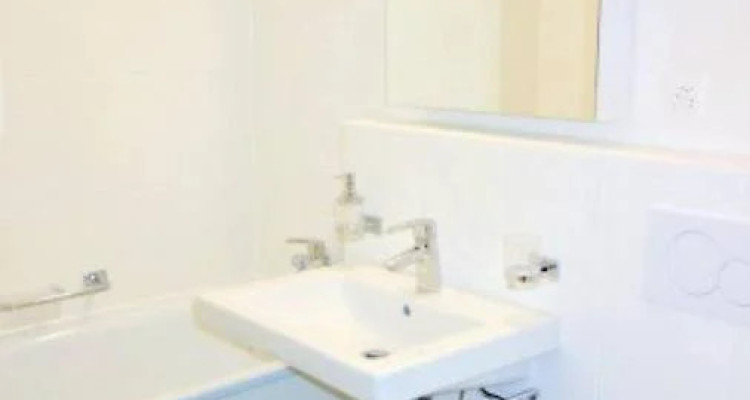 Appartement 5,5 pièces situé à Chêne Bougeries image 4