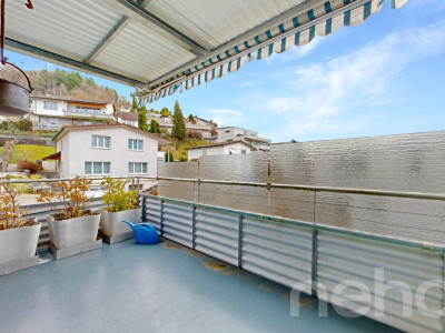 Helle Attikawohnung mit Dachterrasse, Cheminée & Charme image 12