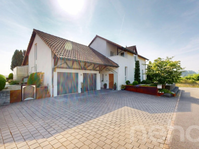 Wunderschönes EFH mit 250m2 Wohnfläche, Pool, Spa und Wintergarten image 1