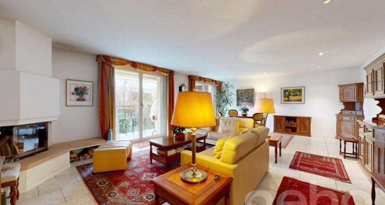 Superbe Duplex avec Rooftop au coeur de Fribourg! image 5