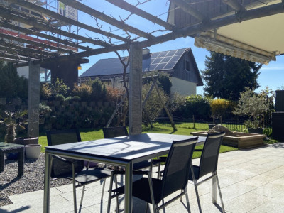 Modernisiertes DEFH mit PV-Anlage, Wärmepumpe und Pergola image 3