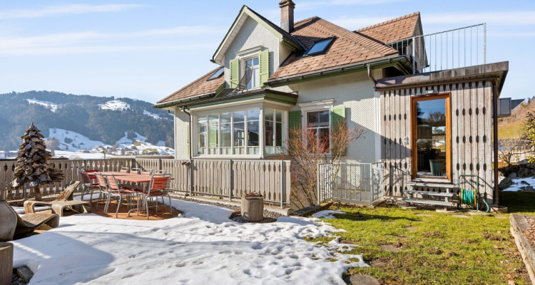 Stilvoll restauriertes Wohnhaus von 1919 image 2