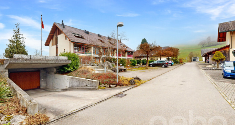 Helle 4.5-Zimmerwohnung mit Cheminée, Balkon, Grünblick. Nähe Thun. image 11