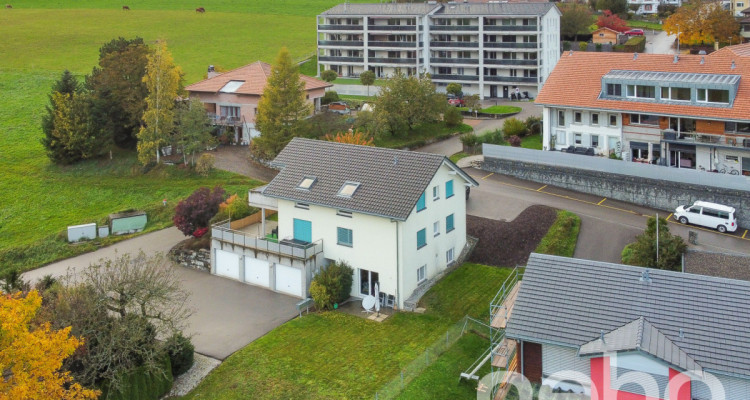 Immeuble de rendement contemporain composé de 3 appartements image 2