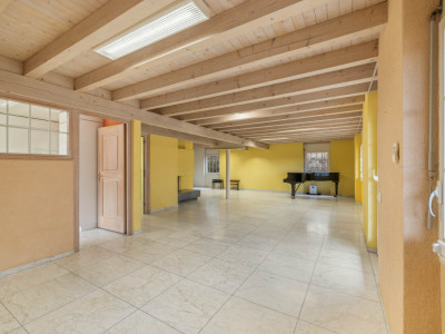 Charmantes Landhaus mit grossem Grundstück und Naturanschluss image 3