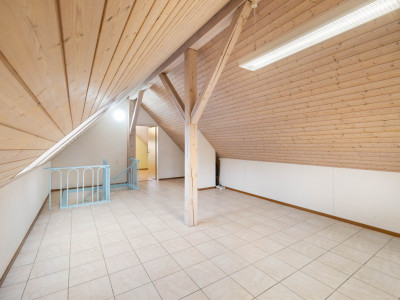 Charmantes Landhaus mit grossem Grundstück und Naturanschluss image 8