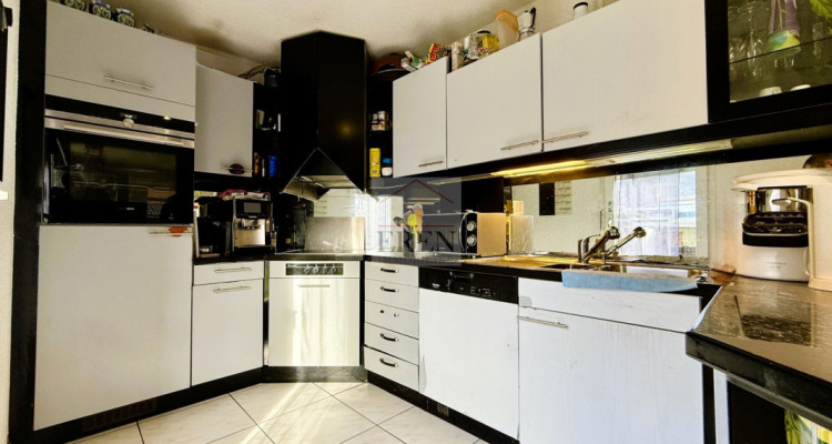 Villa individuelle 6 pièces de 146 m2 habitables + sous-sol avec garage - Idéale pour famille image 3