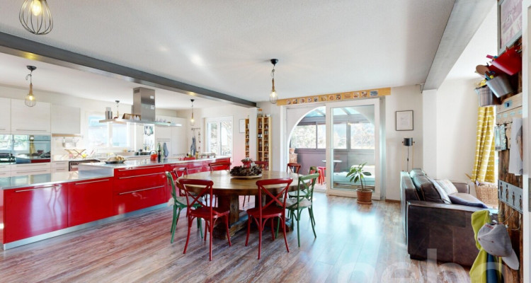 Charrat - Villa 7 pièces et studio dans les combles image 3