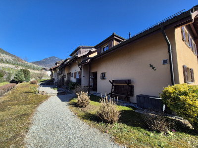 St-Triphon/Ollon : Belle villa mitoyenne contigüe de 4,5 pièces, terrasse-jardin image 3