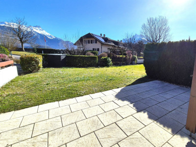 St-Triphon/Ollon : Belle villa mitoyenne contigüe de 4,5 pièces, terrasse-jardin image 2