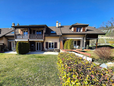 Superbe maison mitoyenne rénovée de 4,5 pièces avec terrasse, jardin et garage  image 12
