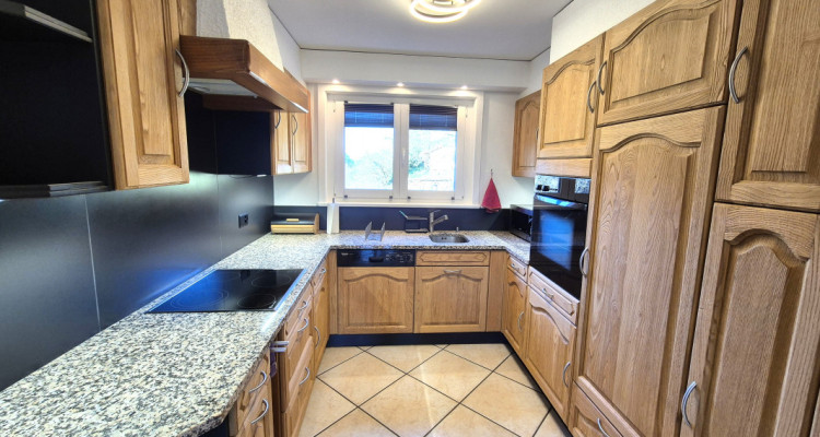 St-Triphon/Ollon : Belle villa mitoyenne de 4,5 pièces, avec terrasse-jardin  image 7