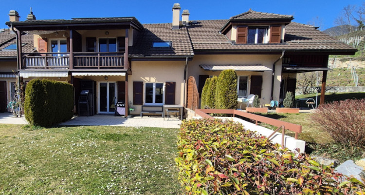 Maison mitoyenne de 4,5 pièces, terrasse-jardin et garage à St-Triphon/Ollon  image 1